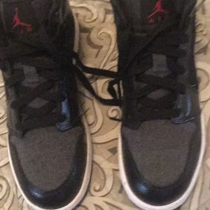 Grey and black Nike sir sneakers